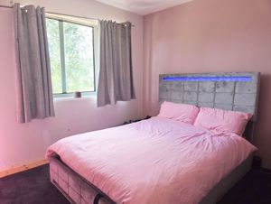 Photo 6- click for photo gallery